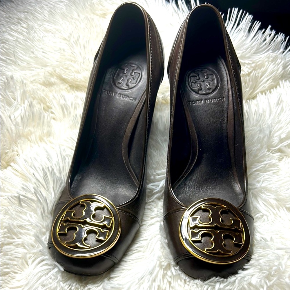 Tory Burch Brown Heels with Gold Accents
